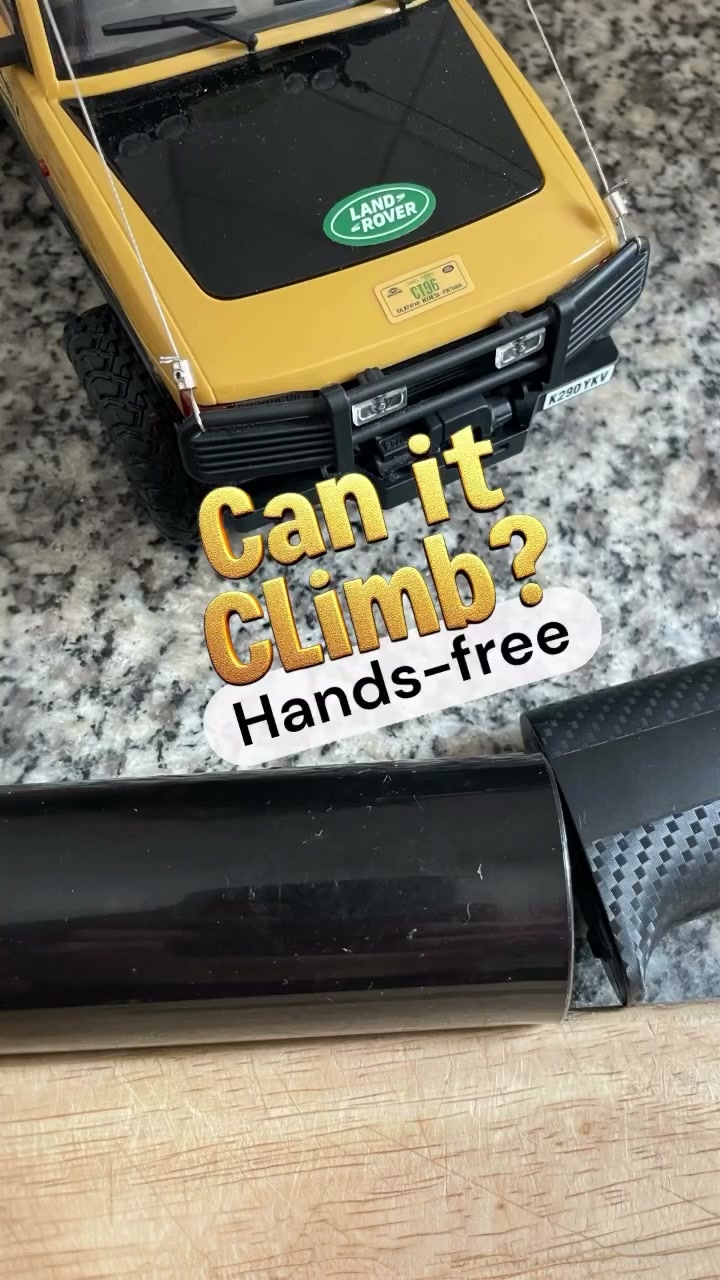Hands-free climb test on a smooth surface